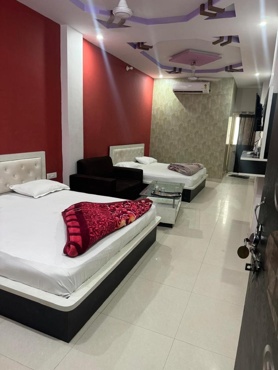 Hotel Aapno Shyam And Restaurant Khātu Extérieur photo